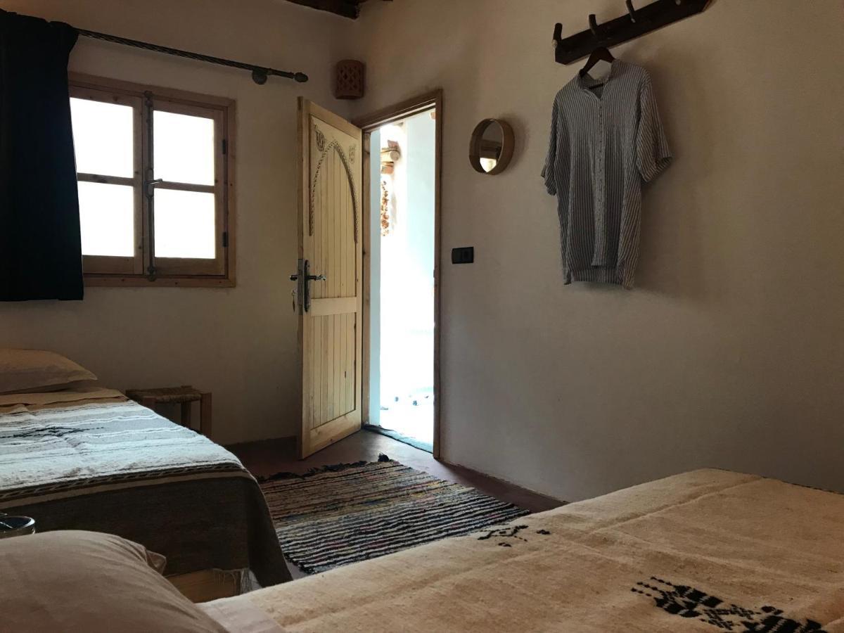 לינה וארוחת בוקר Asgaour Amlougui House מראה חיצוני תמונה