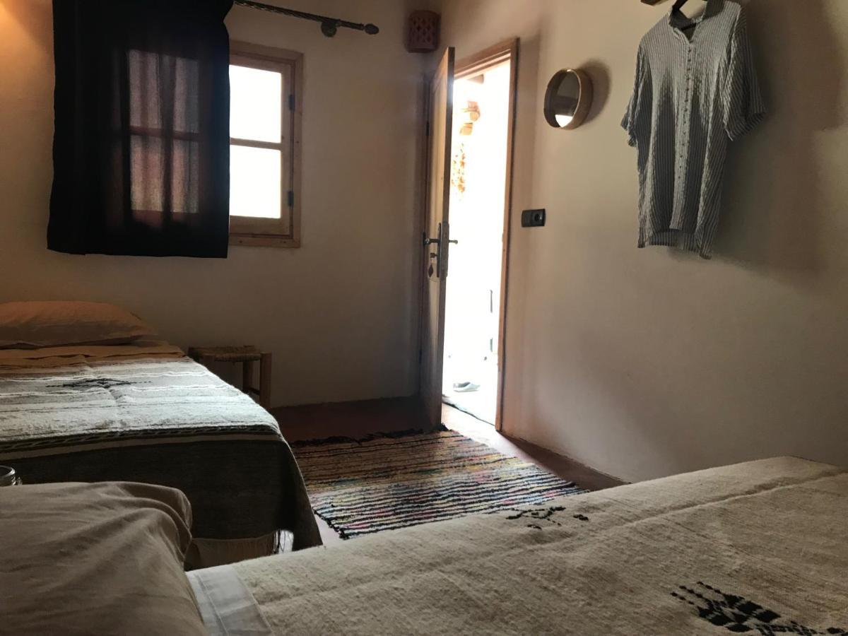 לינה וארוחת בוקר Asgaour Amlougui House מראה חיצוני תמונה