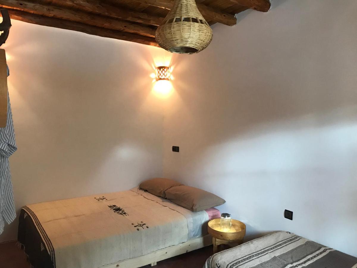 לינה וארוחת בוקר Asgaour Amlougui House מראה חיצוני תמונה