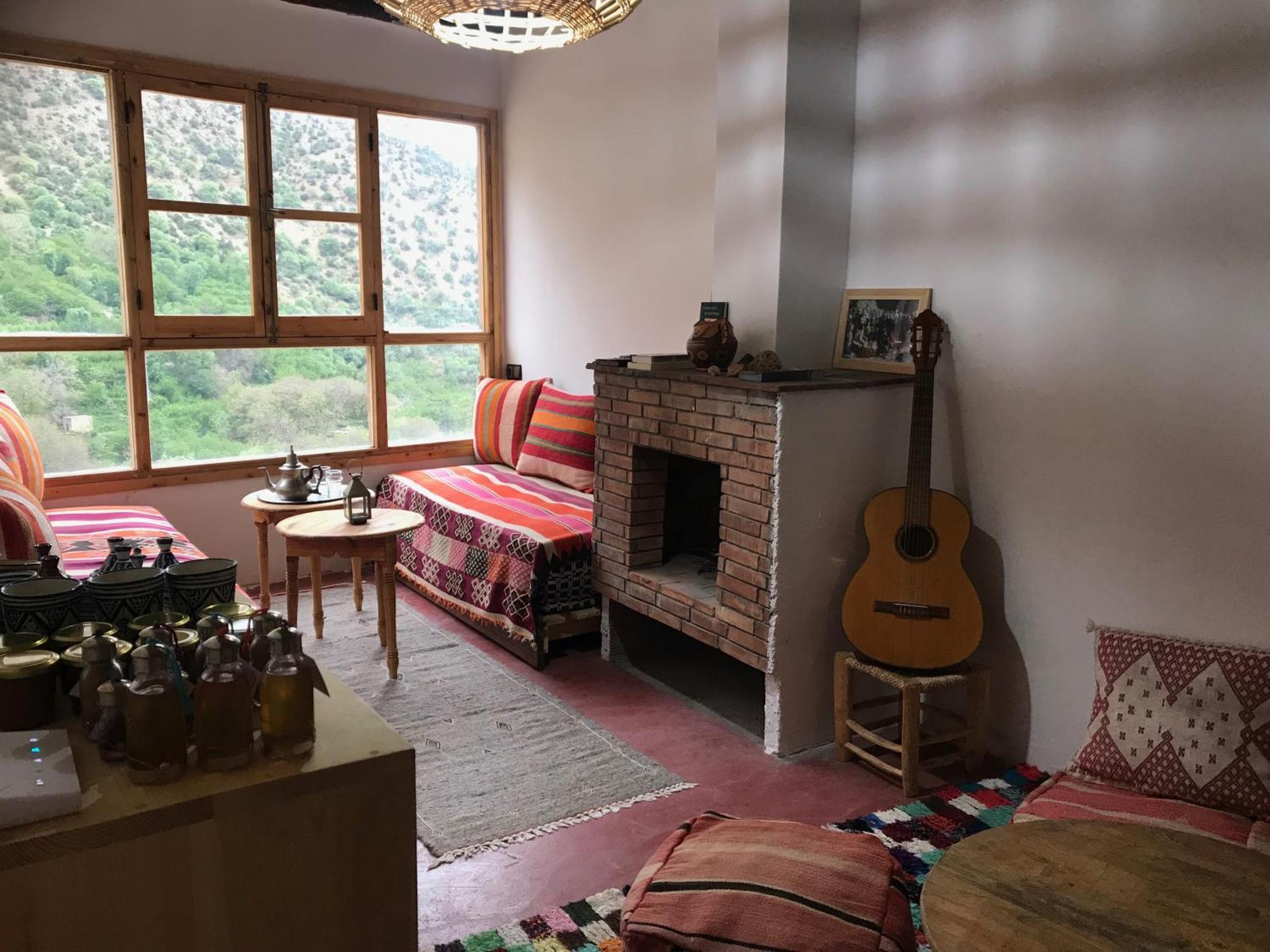 לינה וארוחת בוקר Asgaour Amlougui House מראה חיצוני תמונה